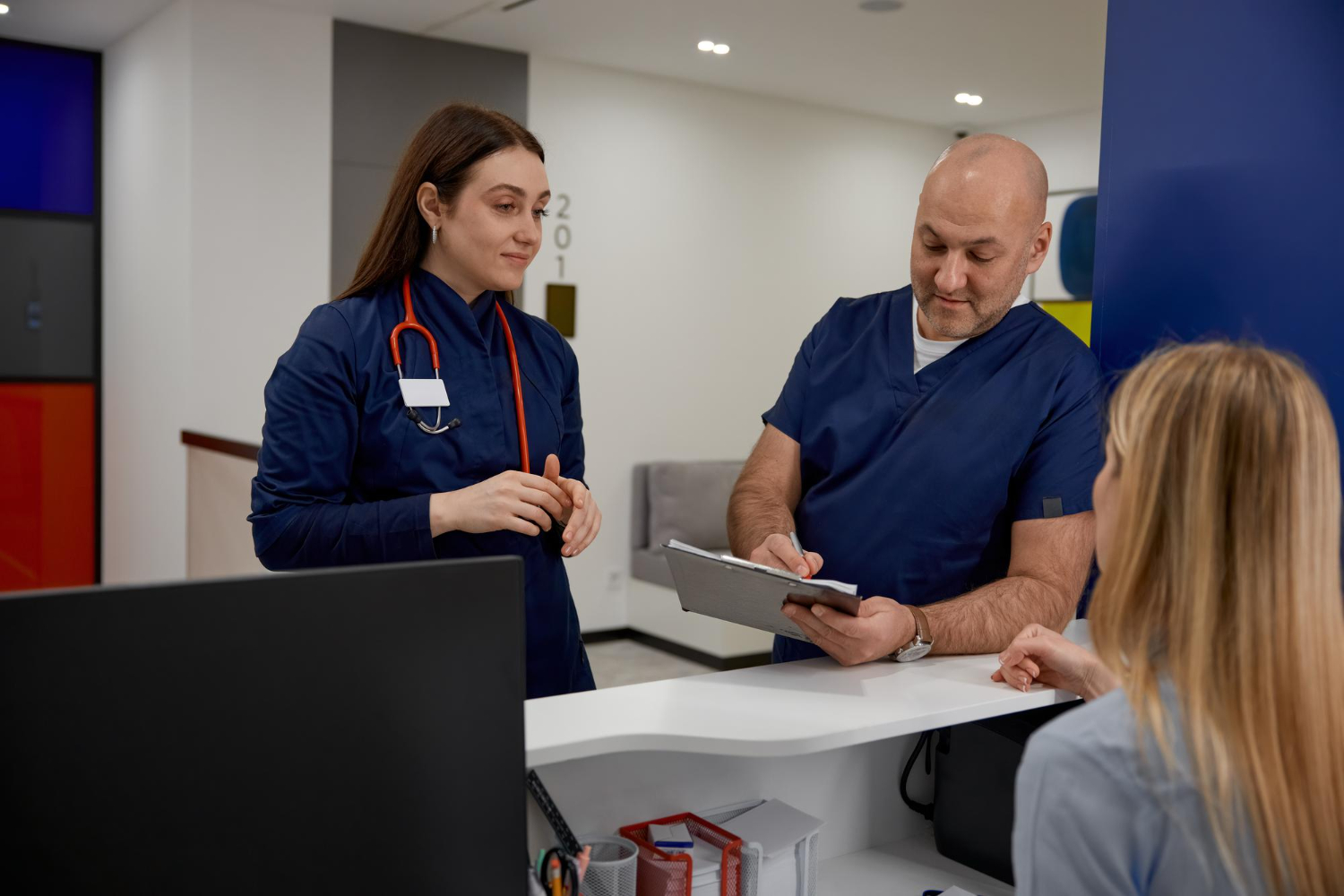 News-Article_Bulk-bill_Doctors discussing